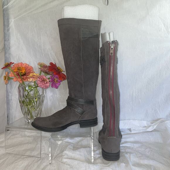 Madden Girl Zuzu Back Zip Faux Suede Knee High Boots 7M Tough Industrial Chic - Picture 1 of 11